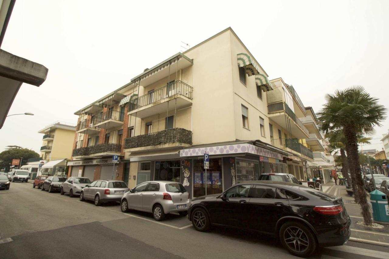 Condominio Sirene Lido di Jesolo Exterior foto